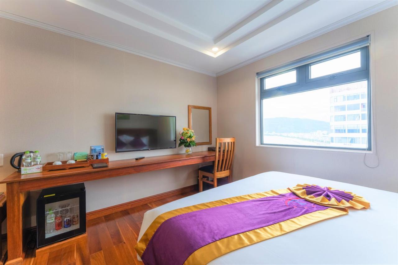 Vietnam Taste Hotel Quy Nhon - Beachfront Экстерьер фото