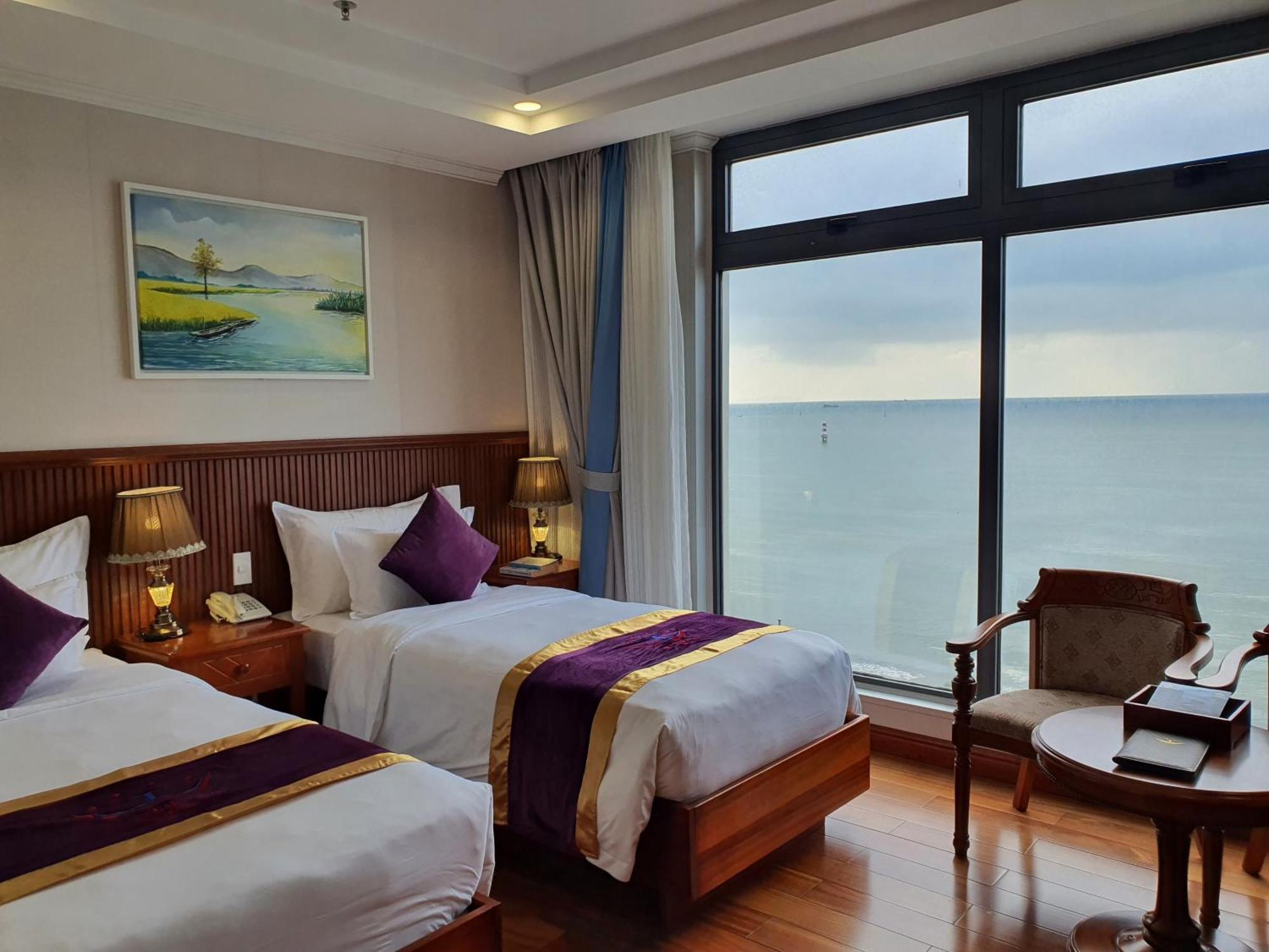 Vietnam Taste Hotel Quy Nhon - Beachfront Экстерьер фото